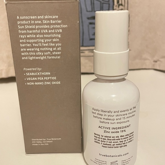 True Botanicals Broad Spectrum Sunscreen SPF 30 oily skin - Picture 4 of 5